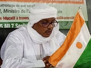 Lire la suite à propos de l’article Réunion annuelle des cadres centraux et déconcentrés du MEN à Agadez : Discours du Secrétaire Général